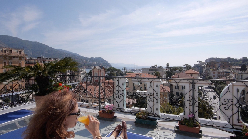 Imagen de los exteriores del Hotel Stella Rapallo. Foto 13