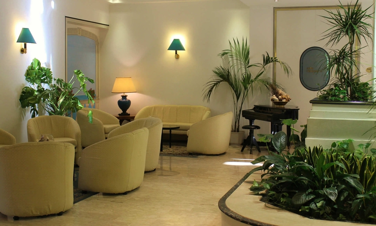 Imagen de los interiores del Hotel Stella, Riccione. Foto 16