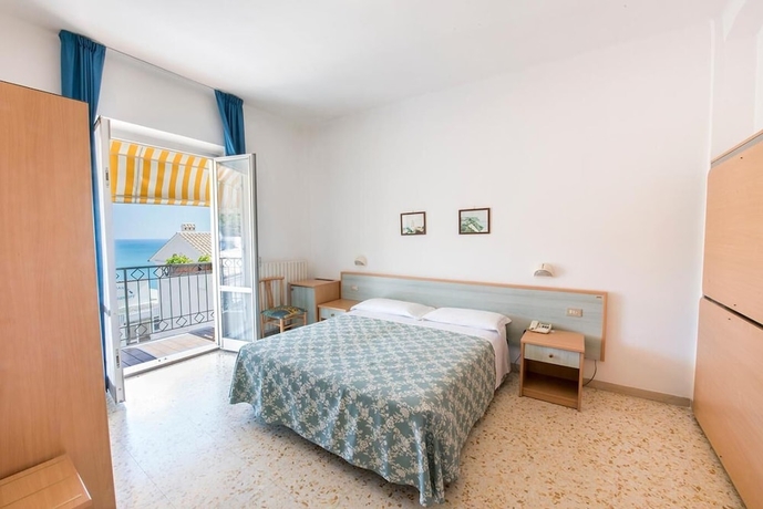 Imagen de la habitación del Hotel Stella, Sirolo. Foto 7