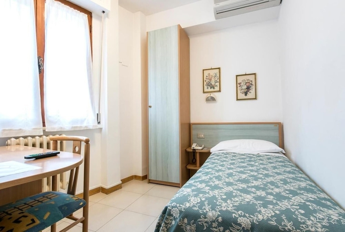 Imagen de la habitación del Hotel Stella, Sirolo. Foto 10