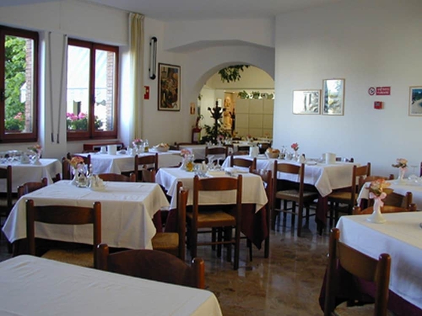 Imagen del bar/restaurante del Hotel Stella, Sirolo. Foto 3