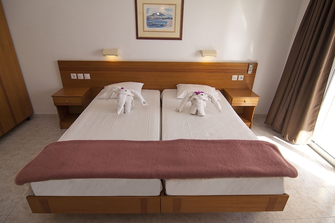 Imagen de la habitación del Hotel Stella View Studios. Foto 2