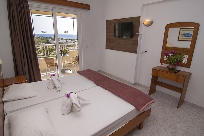 Imagen de la habitación del Hotel Stella View Studios. Foto 3