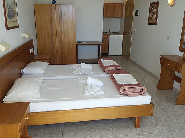 Imagen de la habitación del Hotel Stella View Studios. Foto 4