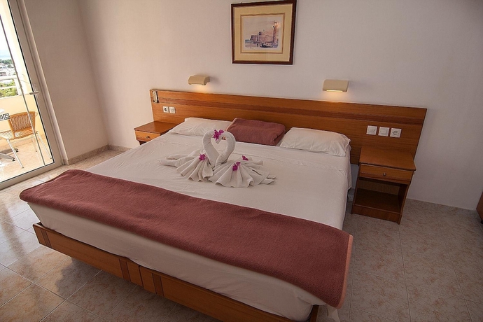 Imagen de la habitación del Hotel Stella View Studios. Foto 8