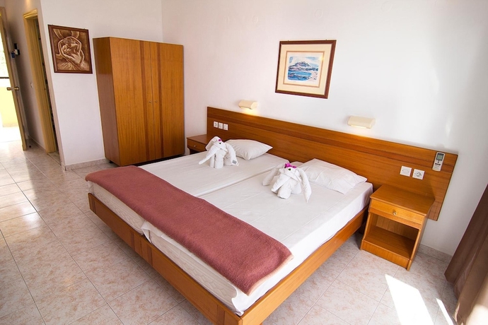Imagen de la habitación del Hotel Stella View Studios. Foto 10