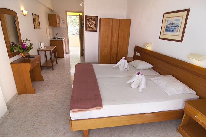 Imagen de la habitación del Hotel Stella View Studios. Foto 11