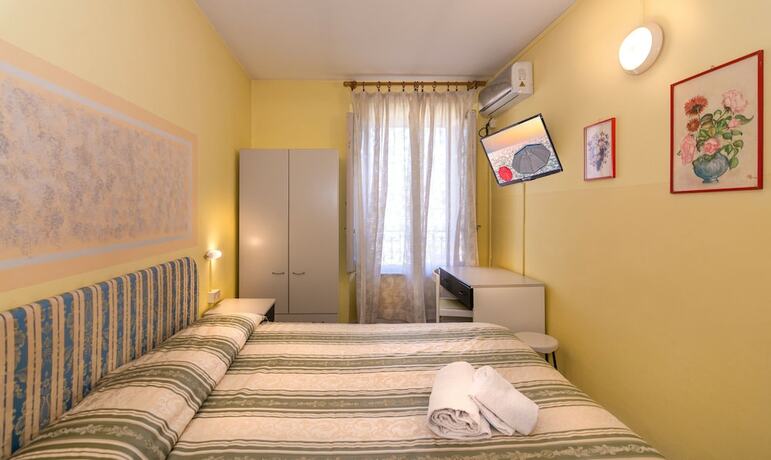 Imagen de la habitación del Hotel Stella del Mare, Viareggio. Foto 18