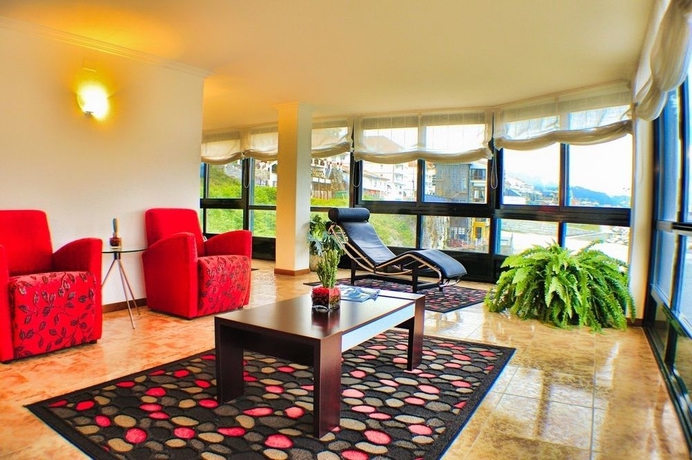 Imagen de los interiores del Hotel Stellamaris. Foto 12