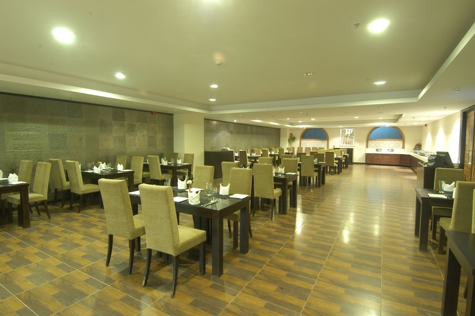 Imagen del bar/restaurante del Hotel Stellar Resorts. Foto 3