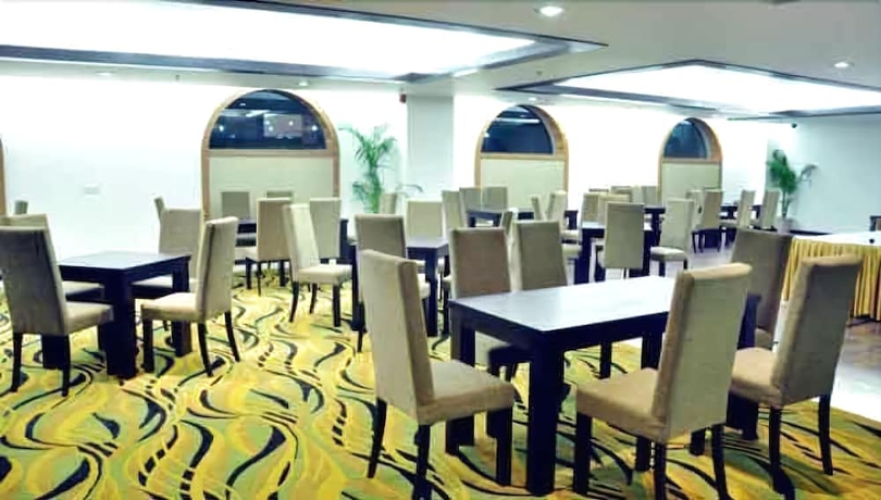 Imagen del bar/restaurante del Hotel Stellar Resorts. Foto 6