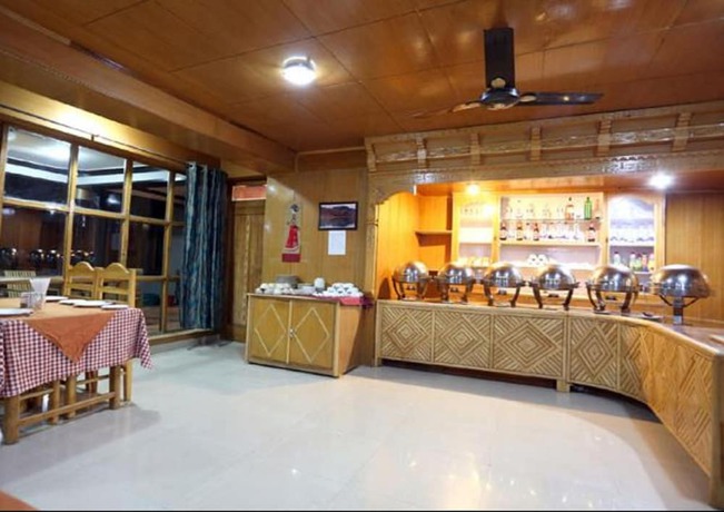Imagen del bar/restaurante del Hotel Stendel. Foto 5