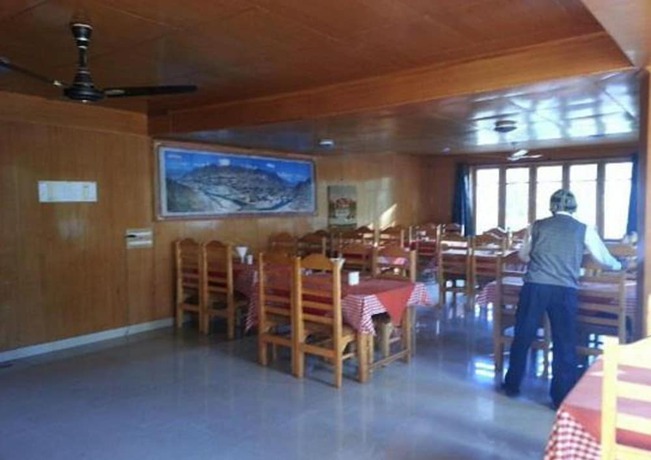 Imagen del bar/restaurante del Hotel Stendel. Foto 6