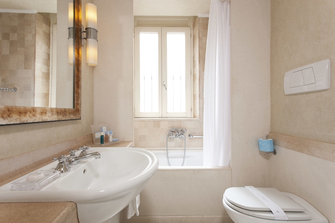 Imagen de la habitación del Hotel Stendhal, Roma. Foto 16