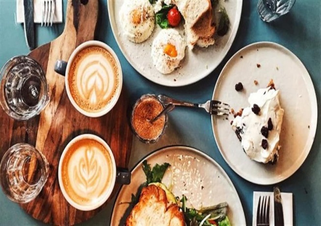 Imagen del bar/restaurante del Hotel Steni. Foto 2