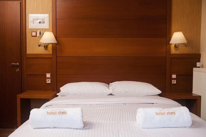 Imagen de la habitación del Hotel Steni. Foto 12