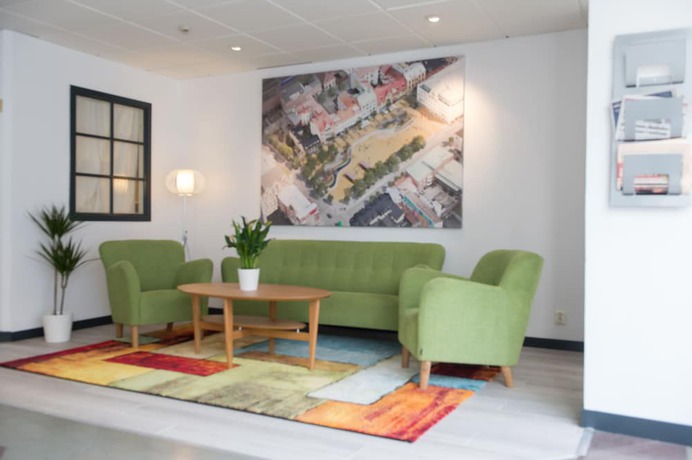 Imagen de los interiores del Hotel Stensson. Foto 17