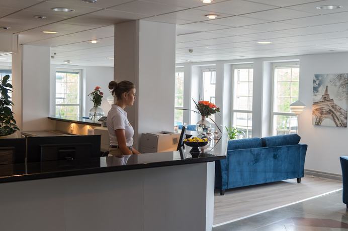 Imagen de los interiores del Hotel Stensson. Foto 20