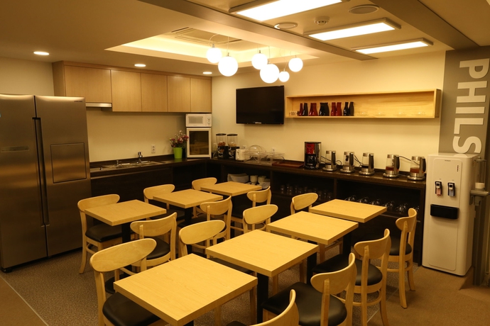 Imagen del bar/restaurante del Hotel Step Inn Myeongdong 1. Foto 2