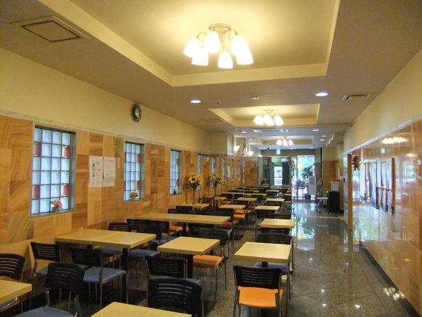 Imagen de los interiores del Hotel Step Inn Shin-osaka Higashiguchi. Foto 13