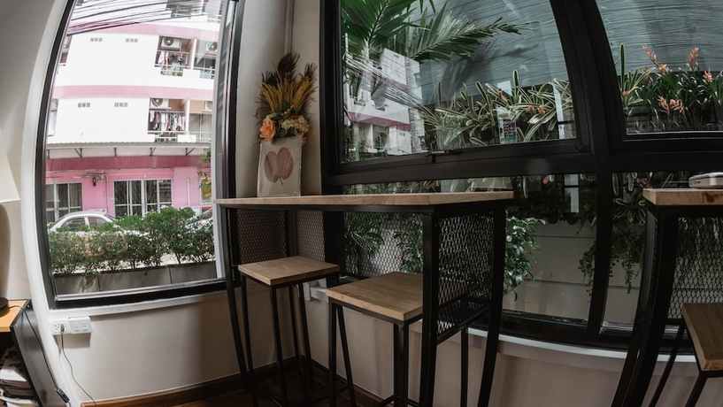 Imagen de los interiores del Hotel Step One At Bangkok. Foto 17