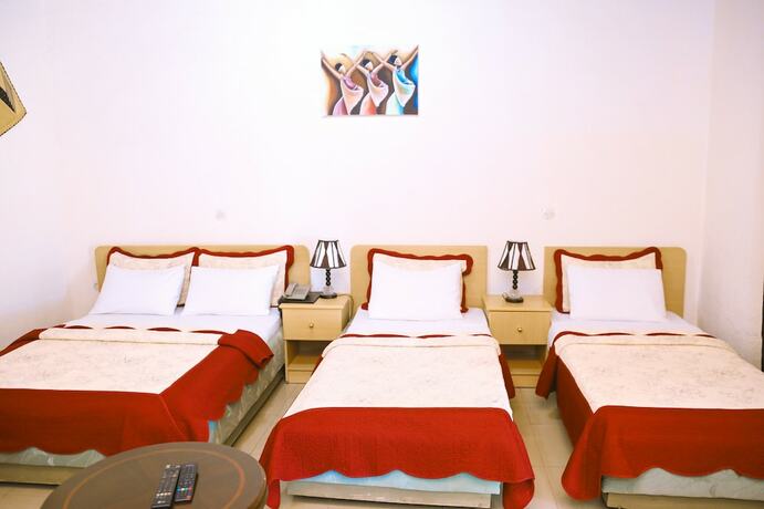 Imagen general del Hotel Step Town. Foto 9