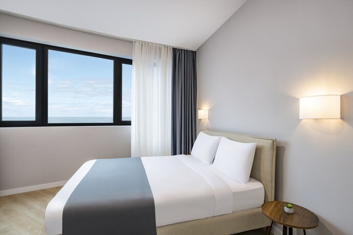 Imagen de la habitación del Hotel Steps Batumi And Suites. Foto 12