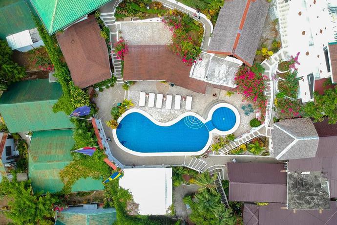 Imagen general del Hotel Steps Garden Resort. Foto 5