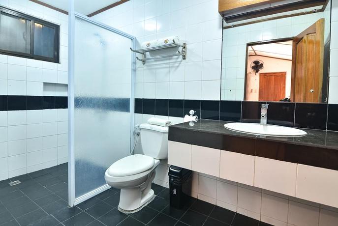 Imagen general del Hotel Steps Garden Resort. Foto 8