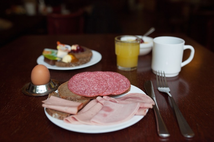 Imagen del bar/restaurante del Hotel Steps-Hotel. Foto 4