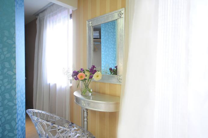 Imagen de la habitación del Hotel Steris Elegant Beach and Apartments. Foto 16