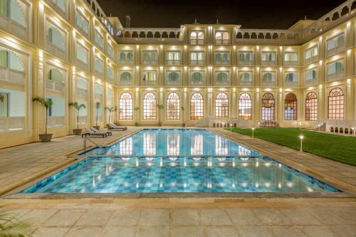 Imagen general del Hotel Sterling Aravalli Udaipur. Foto 14