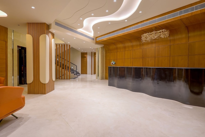 Imagen de los interiores del Hotel Sterling Avante Mohali. Foto 10