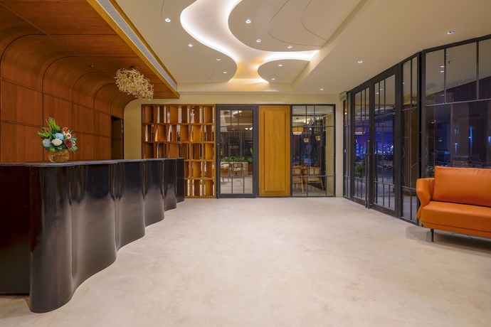Imagen de los interiores del Hotel Sterling Avante Mohali. Foto 11