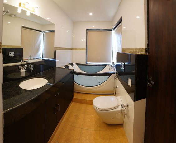 Imagen de la habitación del Hotel Sterling Balicha Udaipur. Foto 5