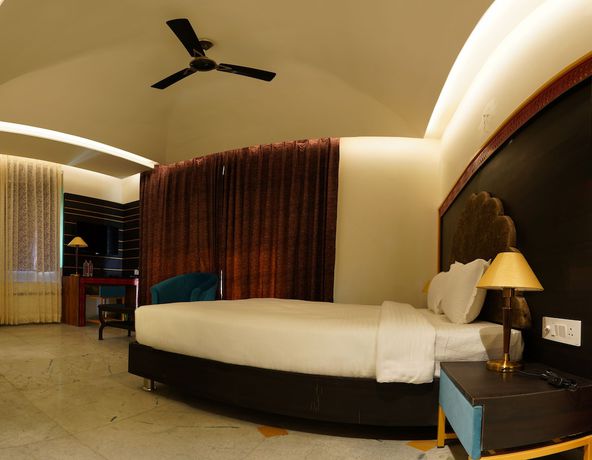 Imagen de la habitación del Hotel Sterling Balicha Udaipur. Foto 13