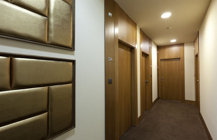 Imagen de los interiores del Hotel Sterling, Centro de Madrid. Foto 15