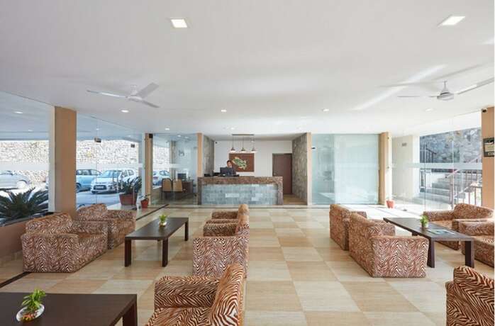 Imagen general del Hotel Sterling Corbett. Foto 8
