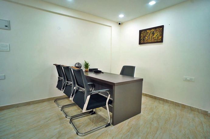 Imagen de la habitación del Hotel Sterling Inn. Foto 9