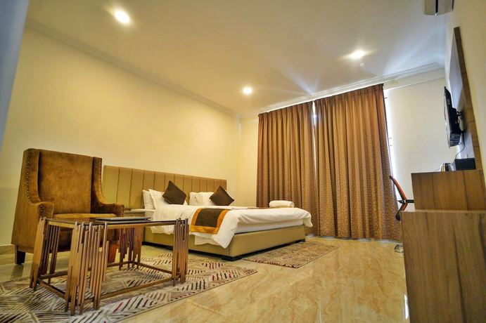 Imagen de la habitación del Hotel Sterling Inn. Foto 20