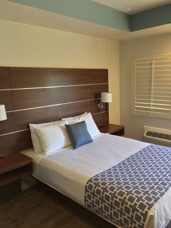 Imagen general del Hotel Sterling Inn, Santa Clara. Foto 16