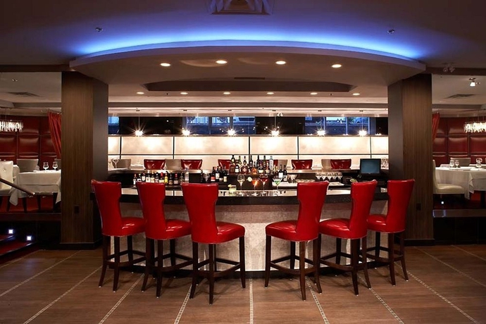Imagen del bar/restaurante del Hotel Sterling Inn and Spa - An Ontario's Finest Inn. Foto 2
