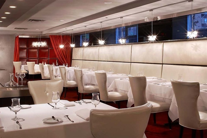 Imagen del bar/restaurante del Hotel Sterling Inn and Spa - An Ontario's Finest Inn. Foto 3
