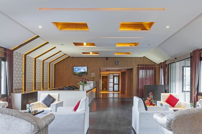 Imagen de los interiores del Hotel Sterling Kufri. Foto 17