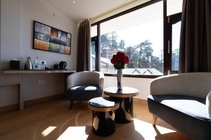 Imagen de la habitación del Hotel Sterling Legacy Shimla. Foto 6