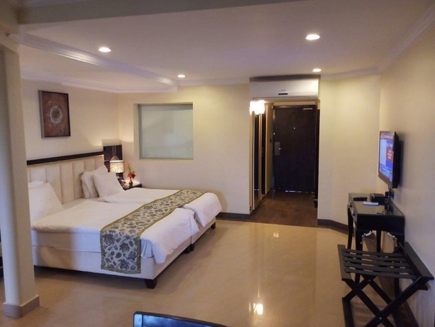 Imagen de la habitación del Hotel Sterling Mount Abu. Foto 3