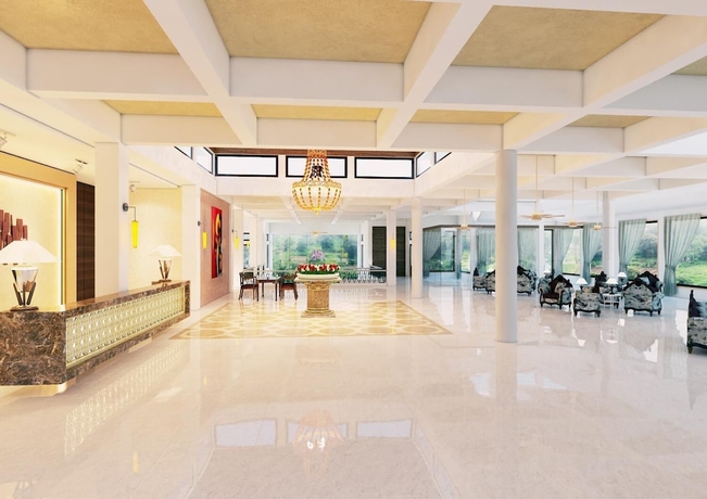 Imagen de los interiores del Hotel Sterling Mount Abu. Foto 15