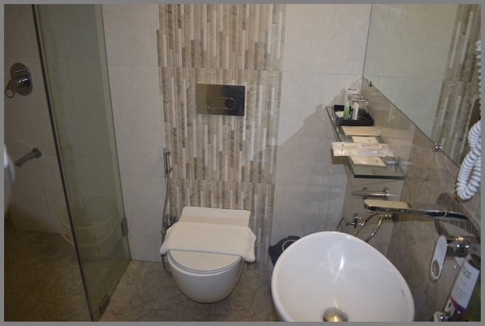 Imagen de la habitación del Hotel Sterling Mount Abu. Foto 14