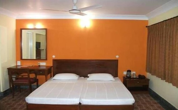 Imagen de la habitación del Hotel Sterling Puri. Foto 30