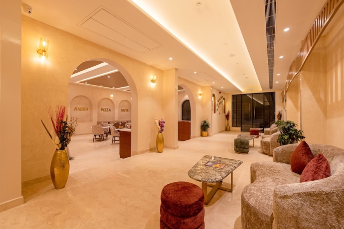 Imagen de los interiores del Hotel Sterling Saryu Ayodhya. Foto 12